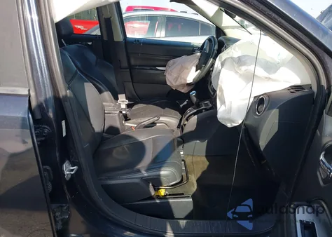 2016 Jeep Compass High Altitude Edition из США, поврежденный, VIN 1C4NJCEA2GD536084